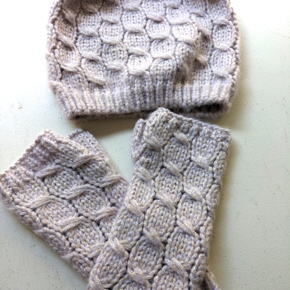 Beanie & Mittens